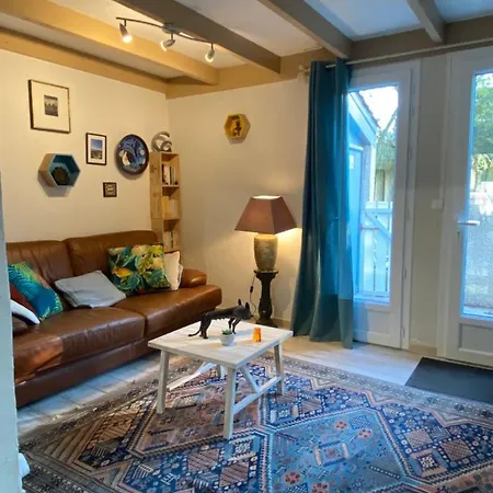 Le Cocon Ou D'hote Holiday home *